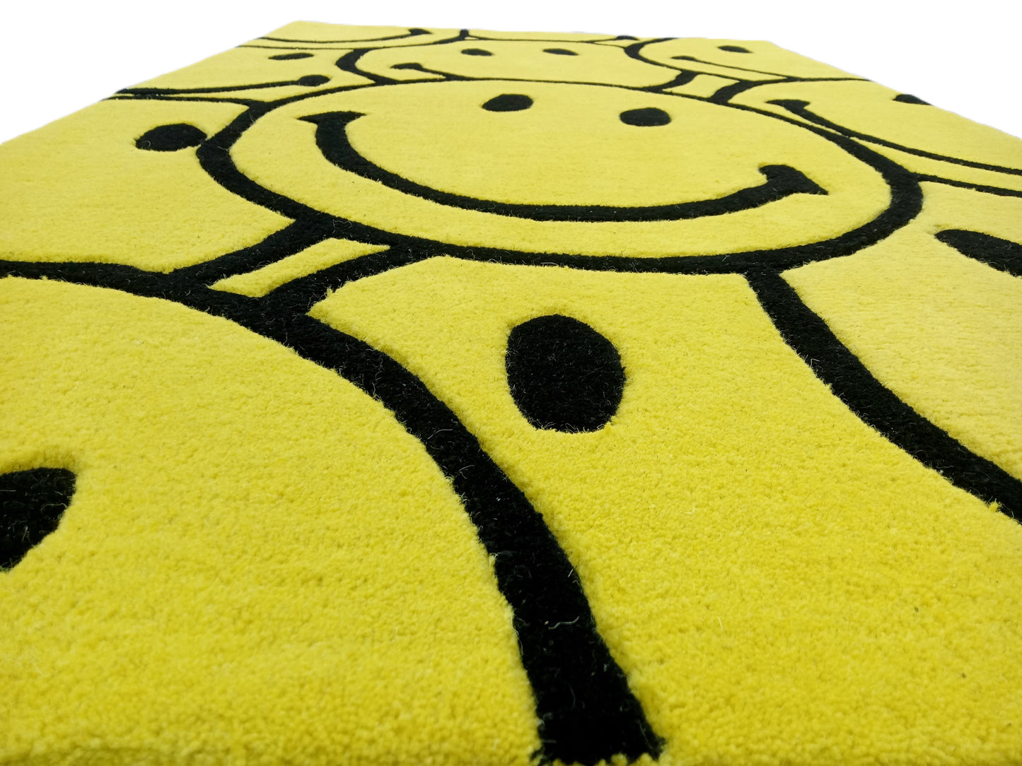 Yellow Smiley Face Hand Tufted Rug, Cut Pile Rug, Area Rug, Handmade Rugs, Kids Rug, Customize Rug, Soft Rugs.