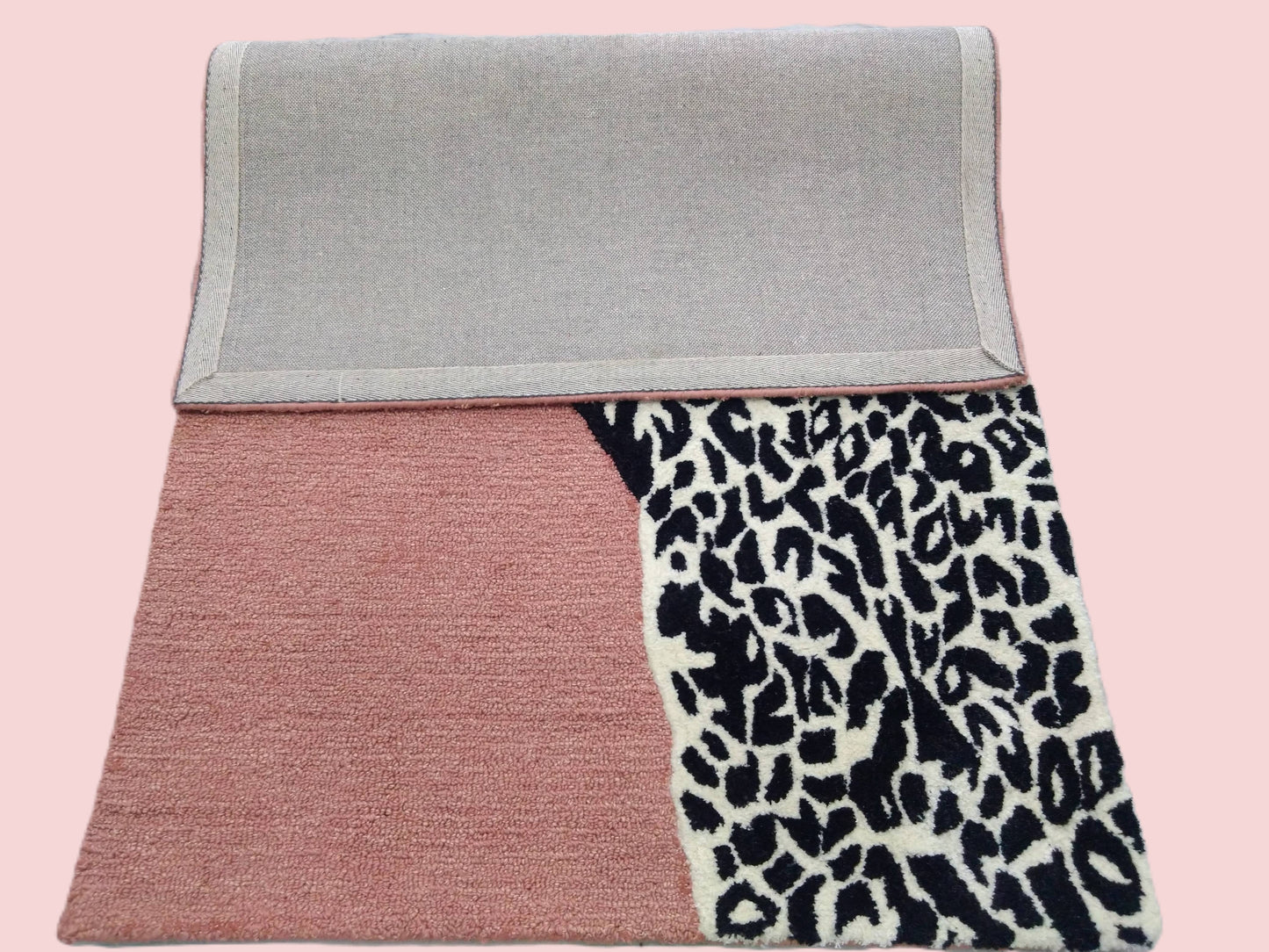 Rose Gold Leopard Hand Tufted Rug, Loop-Cut Pile Rug, Area Rug, Handmade Rugs, Kids Rug, Customize Rug, Soft Rug.