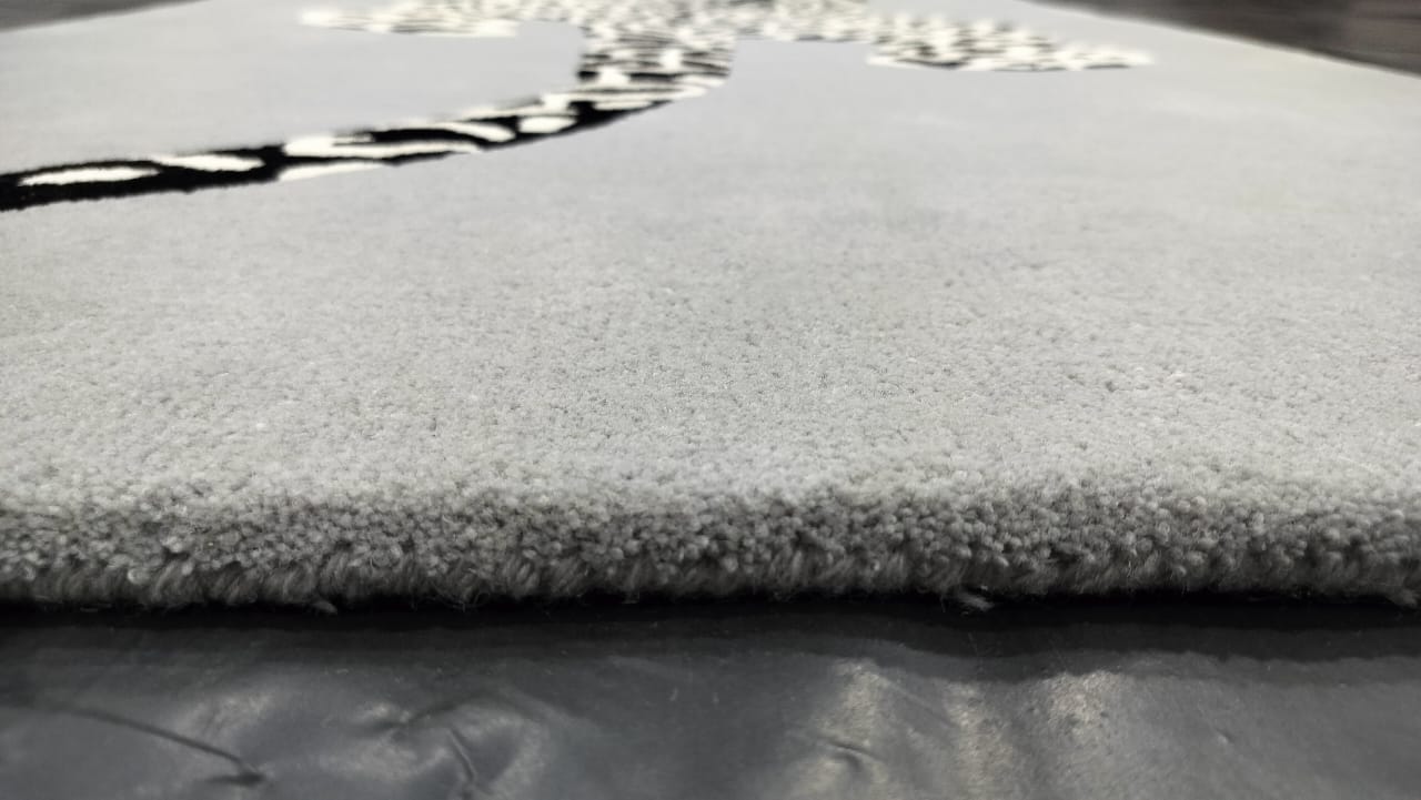 Gray Climbing Leopard Hand Tufted Rug, Cut Pile Rug, Area Rug, Handmade Rugs, Kids Rug, Customize Rug, Soft Rugs.