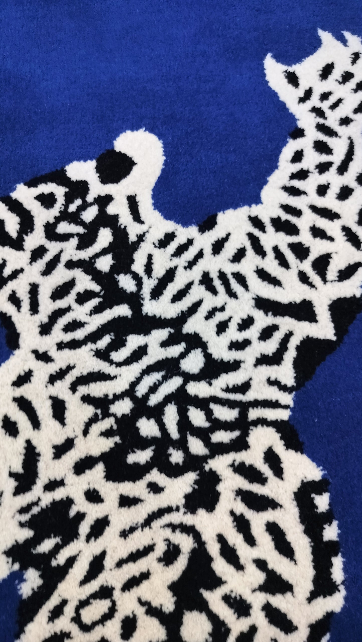 Blue Leopard Climbing Hand Tufted Rug, Cut Pile Rug, Area Rug, Handmade Rugs, Kids Rug, Customize Rug, Soft Rugs.