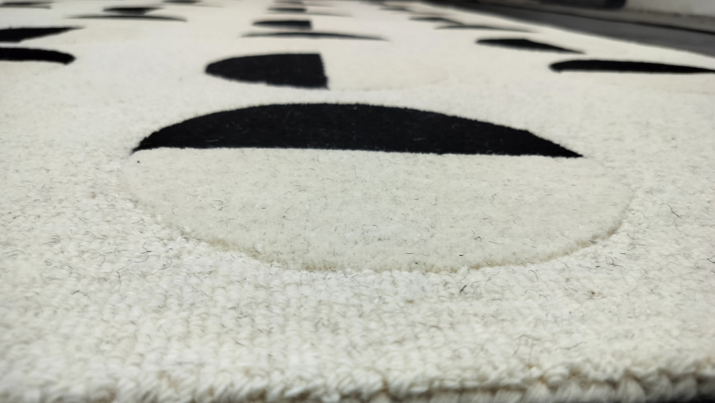 Black White Dot Hand Tufted Rug, Loop-Cut Pile Rug, Area Rug, Handmade Rugs, Kids Rug, Customize Rug, Soft Rugs.