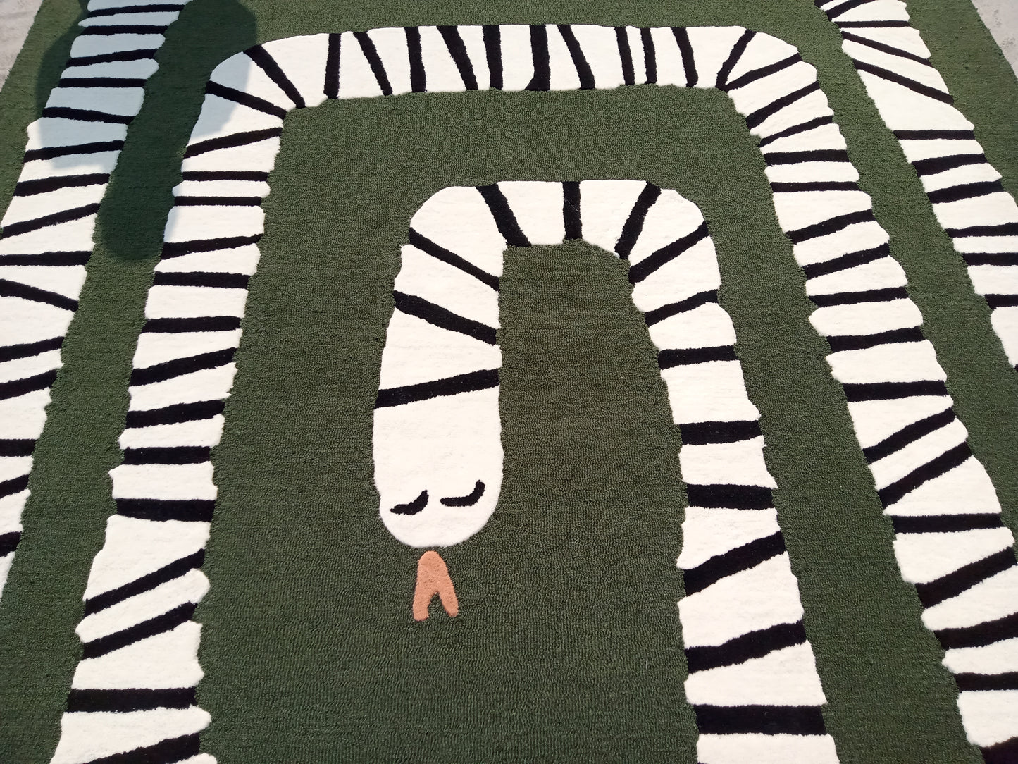 GreenSnake Print Design Hand Tufted Rug, Area Rug, Handmade Rugs, Kids Rug, Area Rug, Customize Rug, Soft Rugs. (Copy)