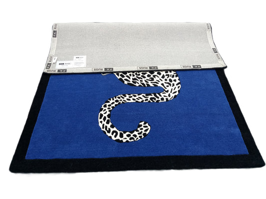Blue Sitting Leopard Hand Tufted Rug, Cut Pile Rug, Area Rug, Handmade Rugs, Kids Rug, Customize Rug, Soft Rugs.
