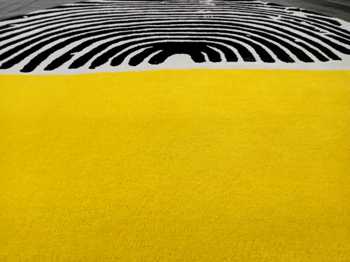 Yellow Geometric Print Round Hand Tufted Rugs, Geometric Print Design Rug, Cut Pile Rug, Handmade Rugs, Kids Rug, Area Rug, Customize Rug, Soft Rugs.