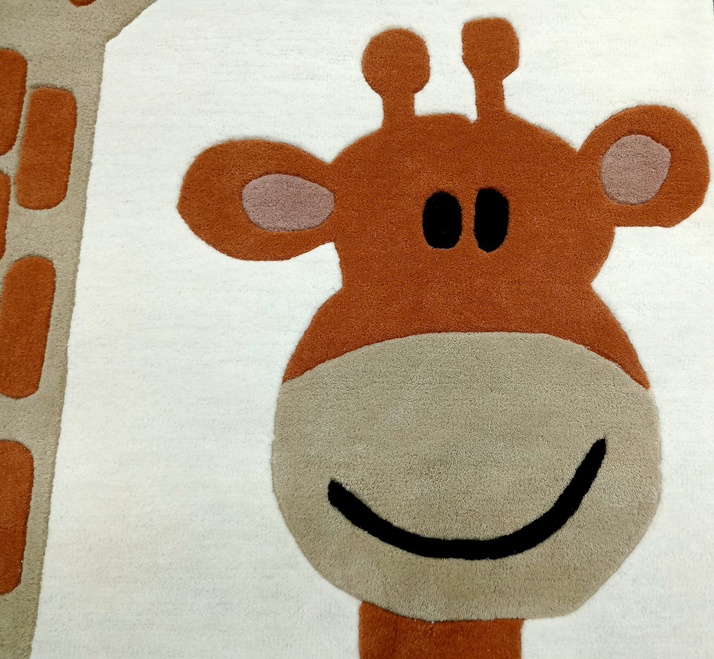Giraffe Print Design Hand Tufted Rug, Area Rug, Handmade Rugs, Kids Rug, Area Rug, Customize Rug, Soft Rugs.