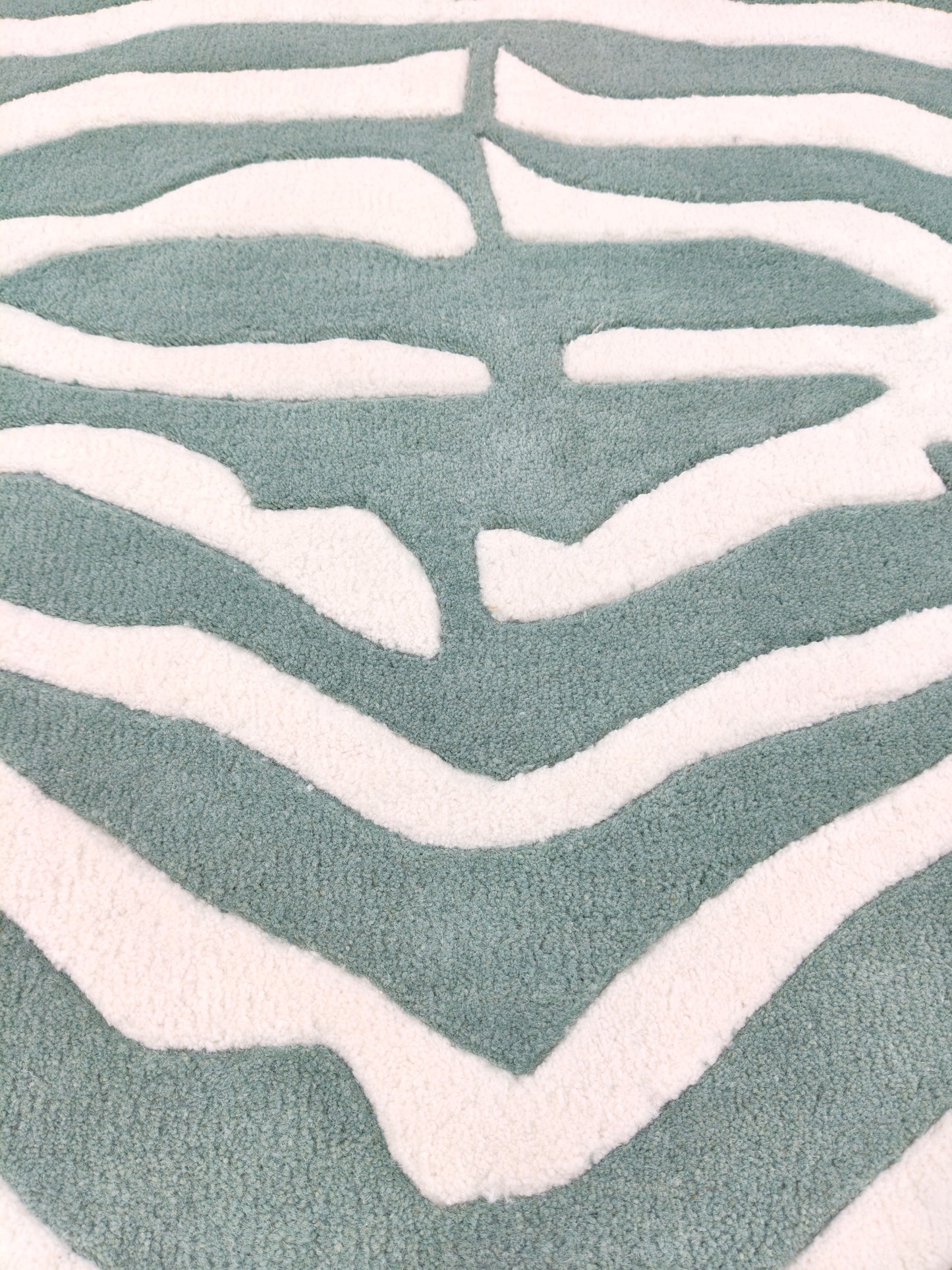 White Striped Zebra Print Hand Tufted Rug, Cut Pile Rug, Area Rug, Handmade Rugs, Kids Rug, Customize Rug, Soft Rugs.
