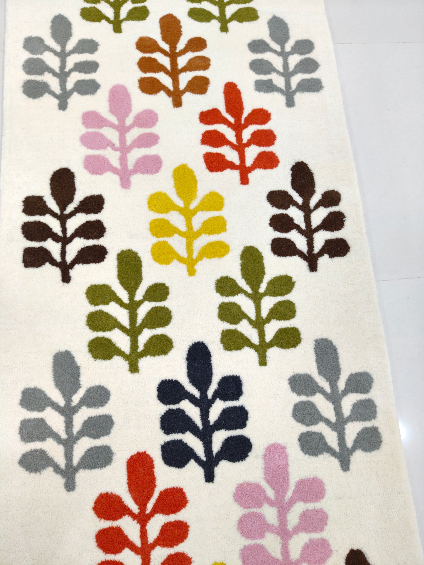 Multi Color Leaves Print Hand Tufted Rug, Cut Pile Rug, Area Rug, Handmade Rugs, Kids Rug, Customize Rug, Soft Rugs.